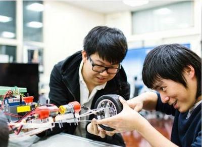 大學(xué)最難學(xué),最累的4個(gè)專業(yè),但畢業(yè)生前景大好,工資還很高